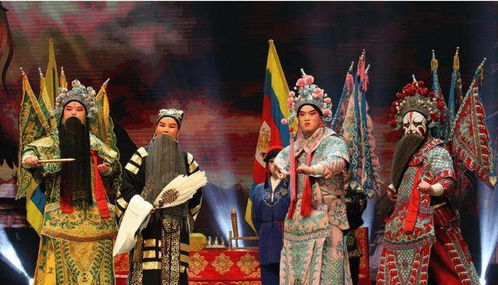 水煮三国小品演员：勇敢无畏的戏剧表演者们如何在舞台上展现英雄本色