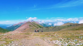 (踏山 河)穿越山川，追寻自我：《踏山河