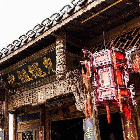 探讨《龙与纷争》国际服的全球影响力：经济效益、社交元素与跨文化交流之综合探讨