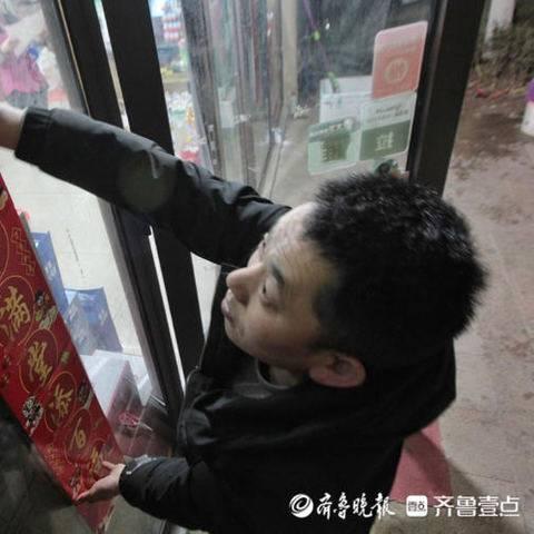 十万个小伙伴参与抢红包版，你敢挑战吗？快来加入我们的抢红包大军吧！