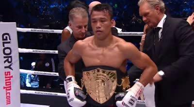 (ufc无限制格斗:究竟是一种运动还是一场生死较量的比赛)UFC无限制格斗：究竟是一种运动还是一场生死较量？