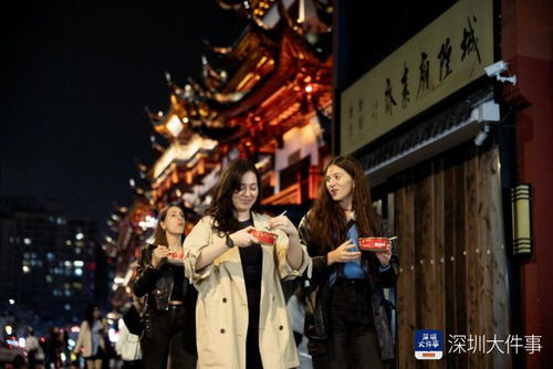 在神秘古堡里举办一场精彩纷呈的多人派对，让你与朋友们共度难忘的夜晚