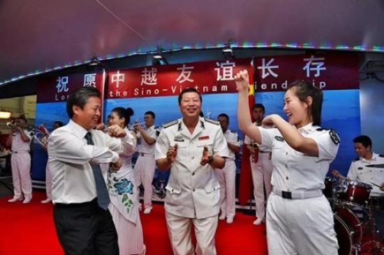 (宋凯旋照片)宋凯结束欧洲考察，重返祖国大地抵达厦门，揭开新征程序幕
