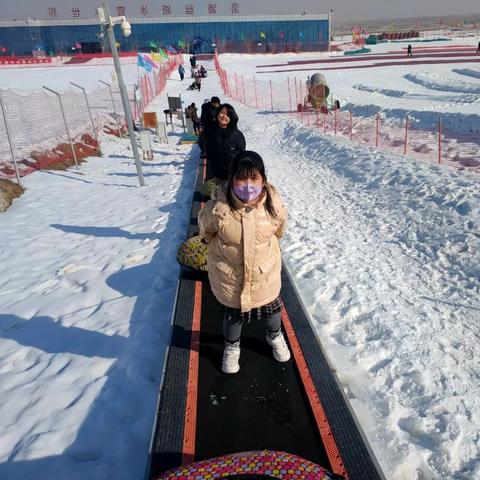 (冰雪乐园都有什么游乐项目)冰雪游乐场有哪些项目？让你畅玩雪地冒险的精彩活动！