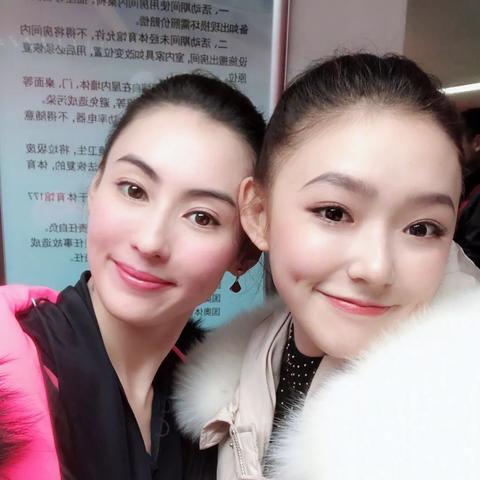 (王者荣耀世界皮肤)展示王者世纪皮肤魅力，这些稀有外观让你在游戏中脱颖而出