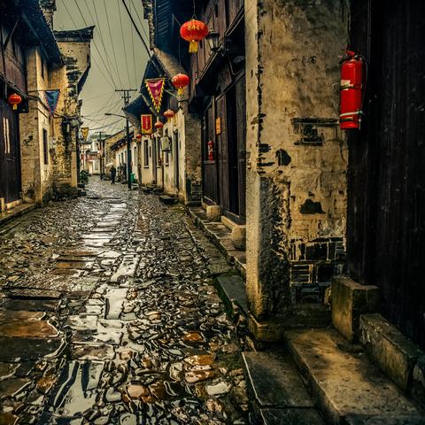 (赞美烟雨江南的诗句有哪些)古风诗文美如画：描写烟雨江南诗词名句集锦