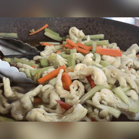 奶奶食堂故事游戏4：探寻食物背后的传奇，从奶奶的味蕾开始旅程