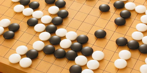 (棋盘 围棋)棋盘上见智慧：探寻围棋与人生哲理交汇的艺术之旅