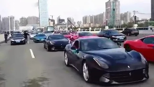(哈尔滨豪车盛宴官网)哈尔滨豪车盛宴老板：奢华豪车聚会引爆城市狂欢
