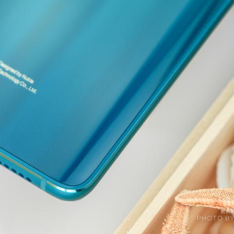 深入了解电脑的配置:CPU、显卡、内存条等关键组件有哪些,如何选择最适合你的配置方案?