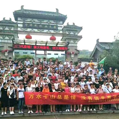 探讨游戏《心之归途》独特魅力：为何在激烈竞争中依旧屹立不倒，毫无关服迹象