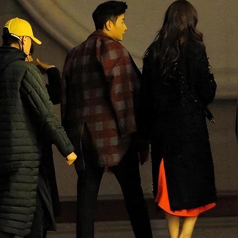 (糖糖小镇歌曲)糖糖小镇的主题歌：甜蜜冒险，谱写童年梦想的韵律与欢乐