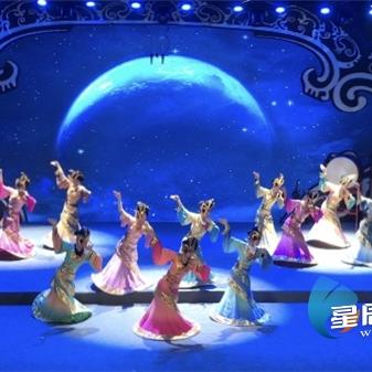 (云在云上)云在西最火的三本书，带你领略神奇的东方世界