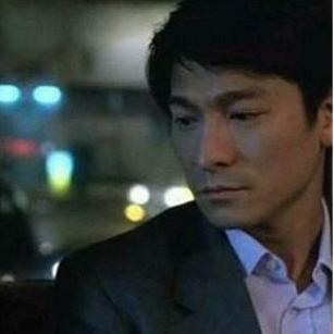 (僵尸风暴破解版)下载安装僵尸风暴官网手机版，让你的游戏体验更佳！