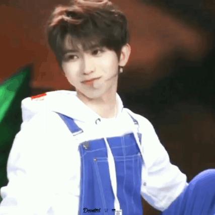 (玫瑰少年钢琴谱数字键盘)用电脑键盘弹奏的玫瑰少年钢琴曲谱，给你带来别样的音乐盛宴