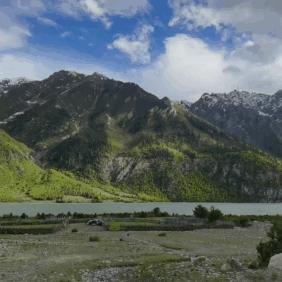 探索未知之旅：详解如何利用超级精灵手表成功抵达雪山之巅的完整指南