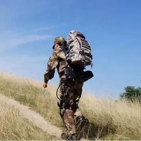 探秘奥特曼格斗超人内置菜单：如何正确掌握机甲操作与战术应对策略