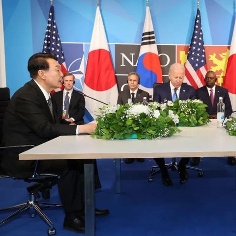 太平洋英雄联盟：集结全球顶尖英雄，捍卫和平与正义的最强联盟