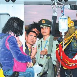 南航海南分公司三亚基地:扎根热土,翱翔蓝天,助力旅客畅游三亚海滩。 南航海南分公司三亚基地:扎根热土,翱翔蓝天,助力旅客畅游三亚海滩。