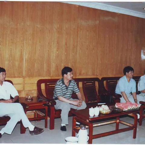 (无限时光音乐分享器)无限速歌曲:探究音乐中时间与空间的奇妙交错与融合 (无限时光音乐分享器)无限速歌曲:探究音乐中时间与空间的奇妙交错与融合