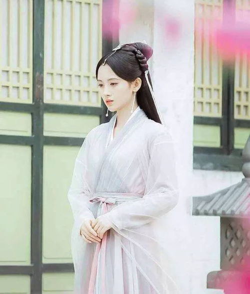 (芸汐传原名小说叫什么)芸汐传小说原著：揭秘思绪繁复的人物内心世界