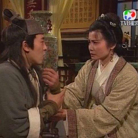 (笑傲宁中则喜欢令狐冲的小说)穿越至笑傲江湖：揭秘宁中则的身世背景与她的爱恨情仇之路